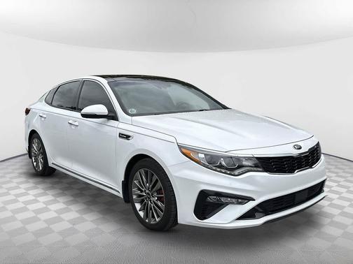 Snow White Pearl 2019 Kia Optima SX Turbo
