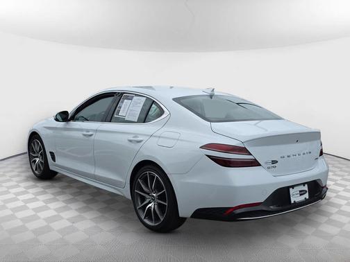 2023 Genesis G70 2.0T AWD