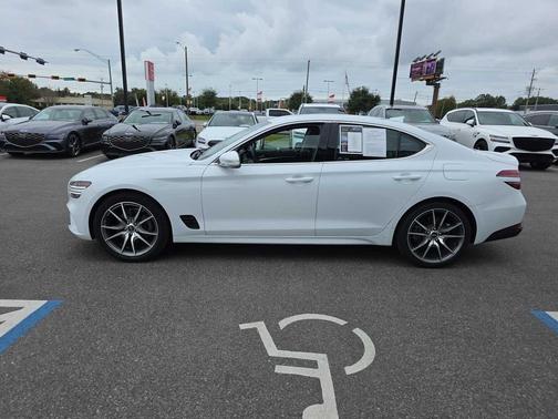 2023 Genesis G70 2.0T AWD