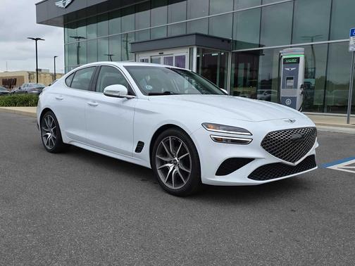 2023 Genesis G70 2.0T AWD