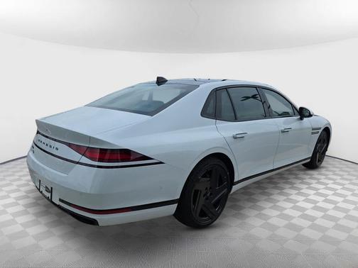 2026 Genesis G90 e-SC Prestige Black