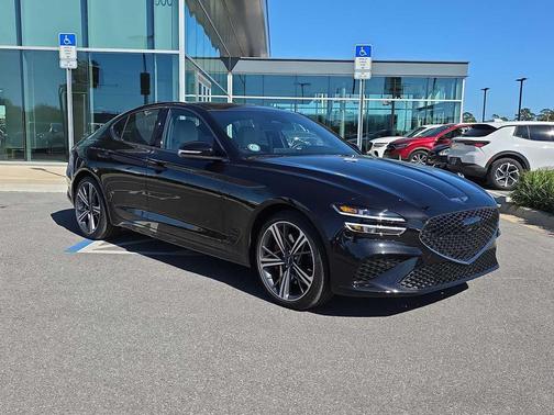 2025 Genesis G70 2.5T RWD