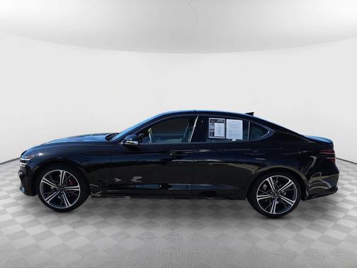 2025 Genesis G70 2.5T RWD