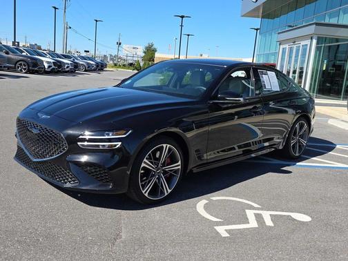2025 Genesis G70 2.5T RWD