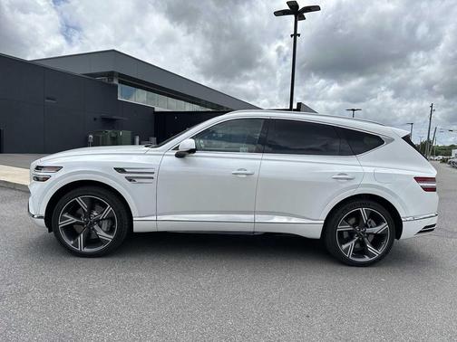Uyuni White 2026 Genesis GV80 3.5T