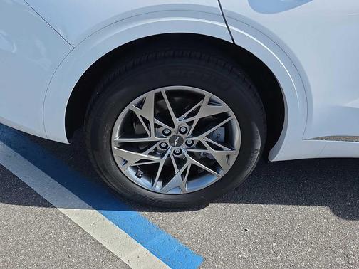 2024 Genesis GV70 2.5T AWD