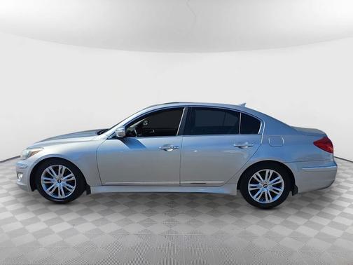2012 Hyundai Genesis 4.6
