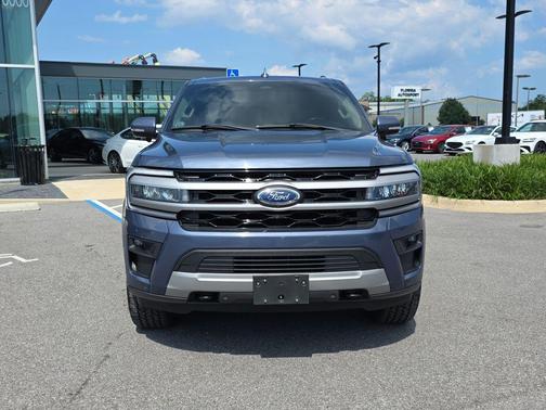 Blue Metallic 2022 Ford Expedition Max XLT