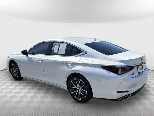 2025 Lexus ES 350 Base