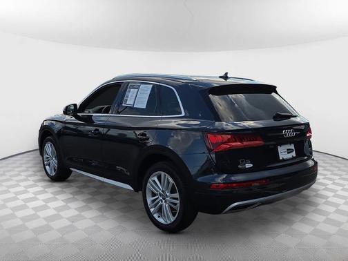 2018 Audi Q5 2.0T Premium Plus