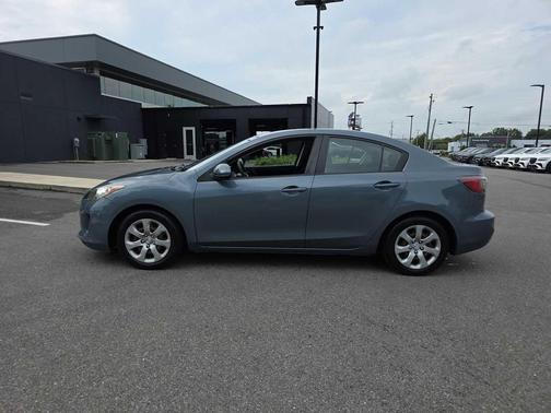 2012 Mazda Mazda3 i Sport