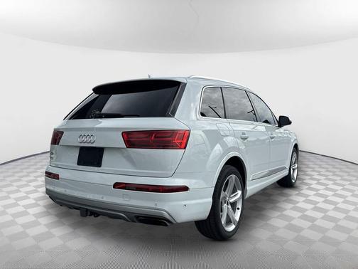 2019 Audi Q7 55 Prestige