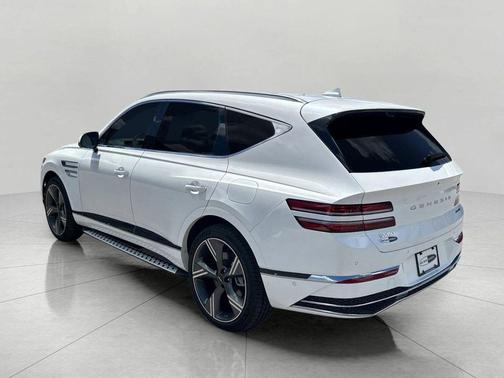 Uyuni White 2026 Genesis GV80 3.5T