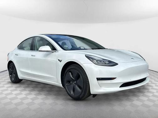 2020 Tesla Model 3 Long Range