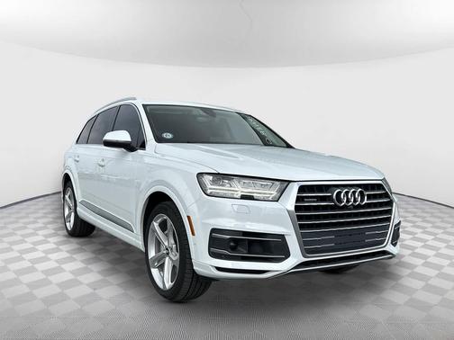 2019 Audi Q7 55 Prestige