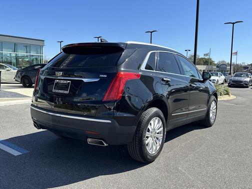 2017 Cadillac XT5 Base