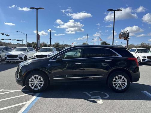 2017 Cadillac XT5 Base