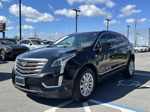 2017 Cadillac XT5 Base