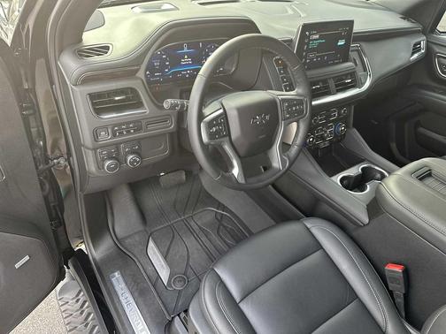 2024 Chevrolet Suburban 4WD Z71