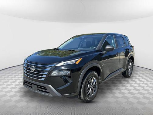 Super Black 2024 Nissan Rogue S