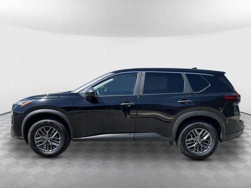 Super Black 2024 Nissan Rogue S