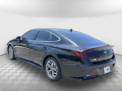 Phantom Black 2021 Hyundai SONATA SEL