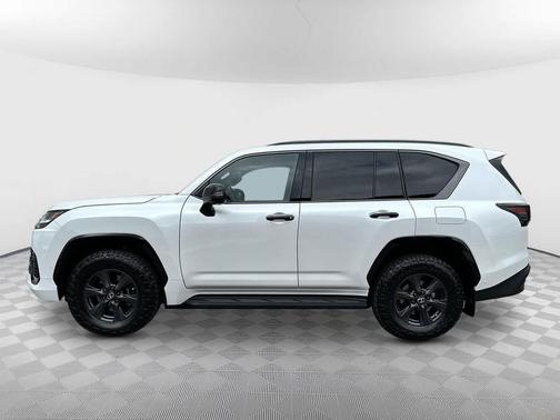 2026 Lexus LX 700h Overtrail