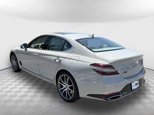 Vatna Gray 2026 Genesis G70 2.5T RWD Prestige
