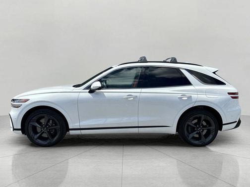 Uyuni White 2026 Genesis GV70 3.5T Sport Prestige