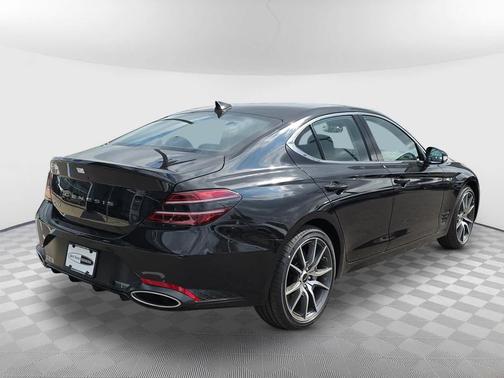 2026 Genesis G70 2.5T RWD