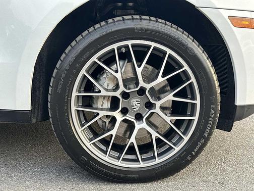 2018 Porsche Macan S