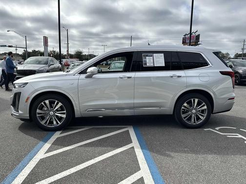 2020 Cadillac XT6 Premium Luxury FWD