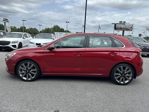 Scarlet Red Pearl 2018 Hyundai Elantra GT Sport