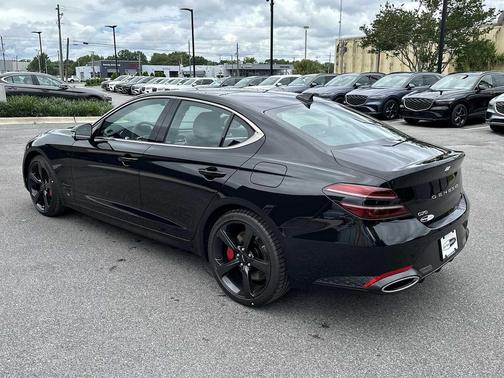 Vik Black 2026 Genesis G70 3.3T RWD Sport Prestige