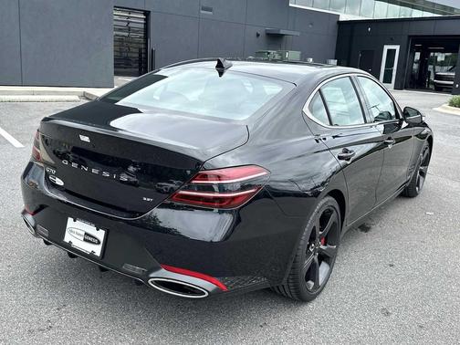 Vik Black 2026 Genesis G70 3.3T RWD Sport Prestige