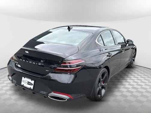 Vik Black 2026 Genesis G70 3.3T RWD Sport Prestige