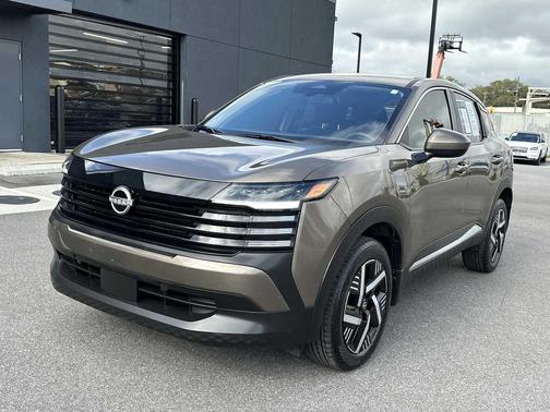 2025 Nissan Kicks SV