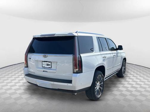2018 Cadillac Escalade Platinum