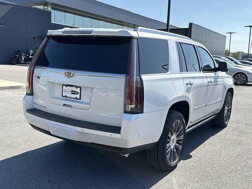 2018 Cadillac Escalade Platinum