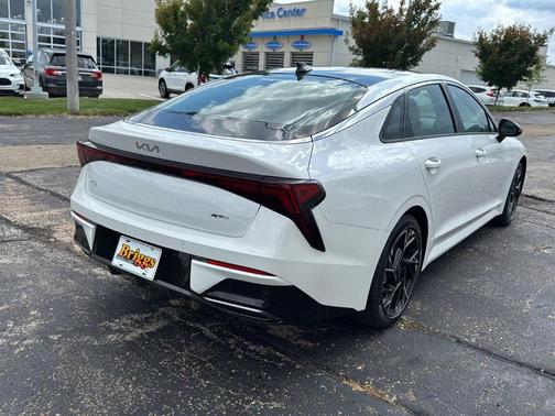 2025 Kia K5 GT-Line