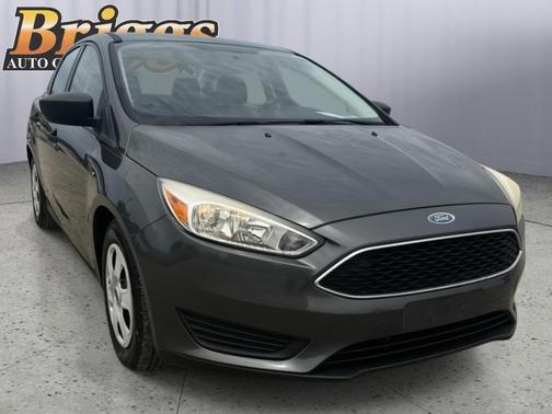Magnetic 2017 Ford Focus S