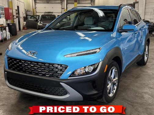 2023 Hyundai KONA SEL