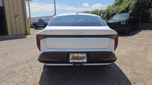 2025 Kia K4 LX