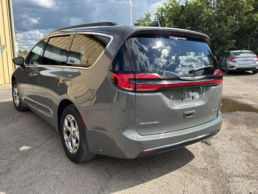 2023 Chrysler Pacifica Limited