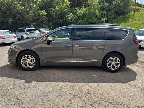 2023 Chrysler Pacifica Limited