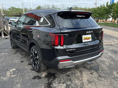 2025 Kia Sorento EX