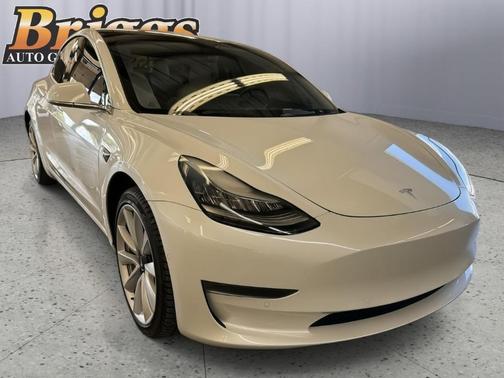 2020 Tesla Model 3 Standard Range