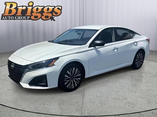 White 2024 Nissan Altima 2.5 SV
