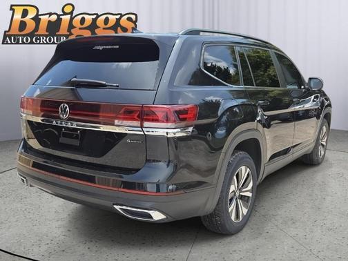 2024 Volkswagen Atlas 2.0T SE