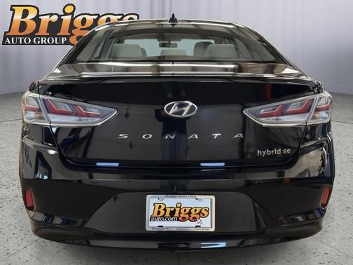 Nocturne Black 2018 Hyundai SONATA Hybrid SE